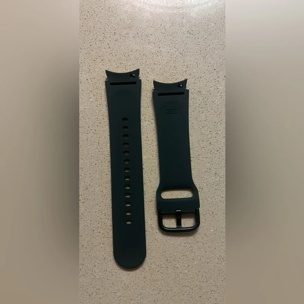 Galaxy Watch band‎ (brand new) ( 4/5/6)